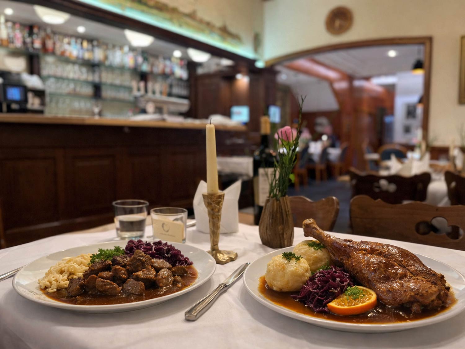 Gutbürgerliches Essen in Meppen genießen: Regionale Spezialitäten, frische Zutaten und gemütliche Atmosphäre im Restaurant Schmidt am Markt.